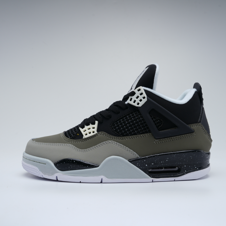 JORDAN 4S RETRO