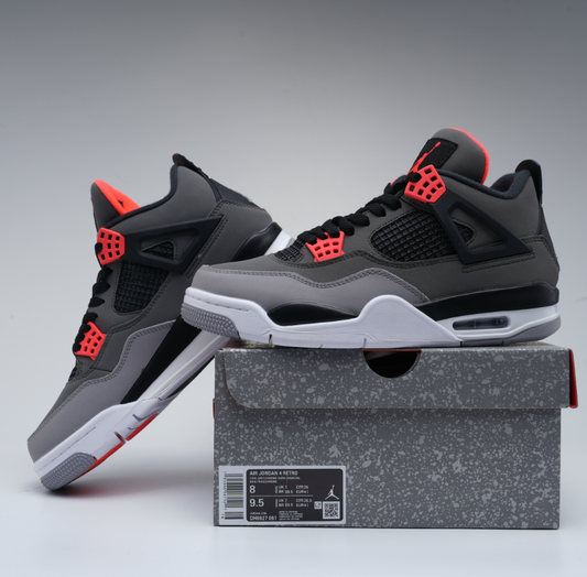 JORDAN 4S RETRO