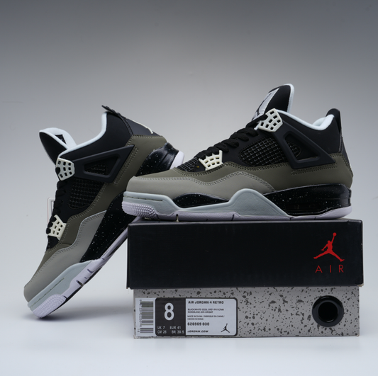 JORDAN 4S RETRO