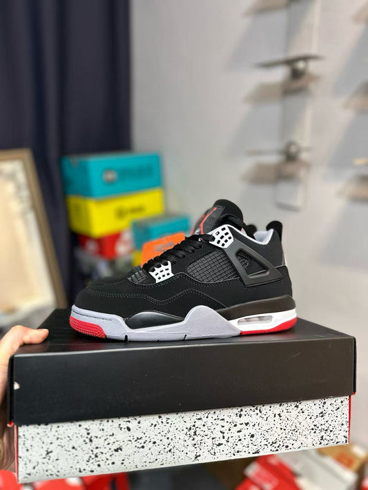 JORDAN 4S RETRO